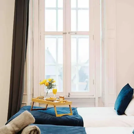 شقة Sleeps 5! Perfect For Work & Family - Free Parking & Wifi *