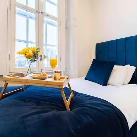 شقة Sleeps 5! Perfect For Work & Family - Free Parking & Wifi *